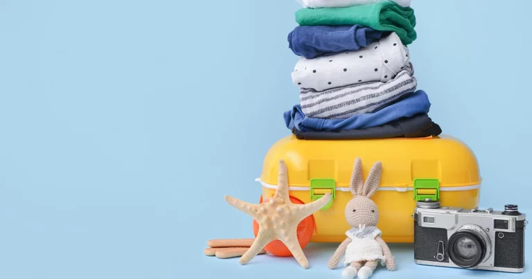 8 ways to fly with kids without losing your sanity