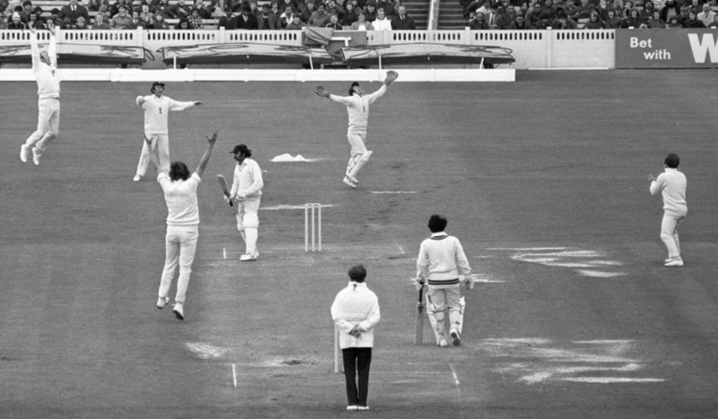 6 Epic Moments In India Vs. Australia Cricket Matches blog image