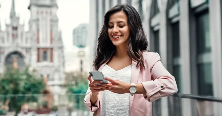 How Employers Can Transfer Salaries to FDW Families in Indonesia